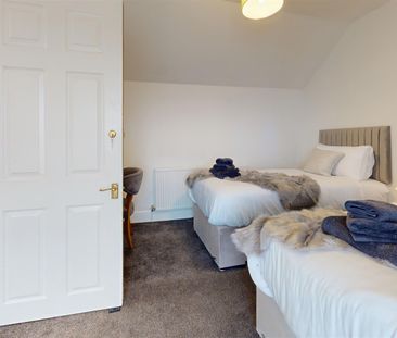 College Avenue, Plymouth - Photo 3