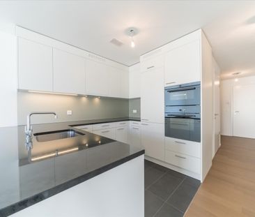 Appartement ultramoderne juste à côté de la gare de Suhr - Photo 1