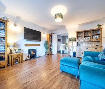 5 bedroom detached house to rent - Photo 1