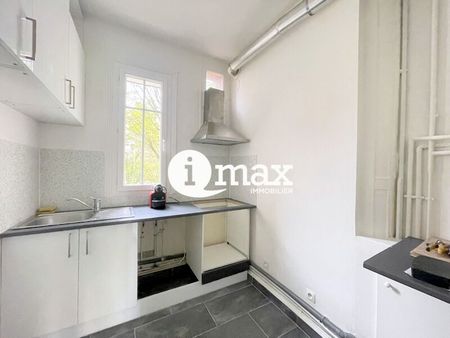 Location Appartement COURBEVOIE - - Photo 4