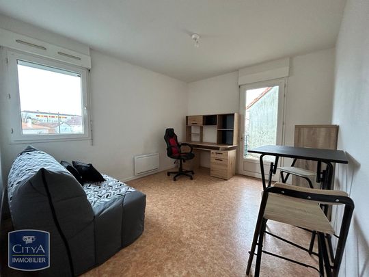 Location Appartement 1 pièce 22m² NIORT 79000 - Photo 1