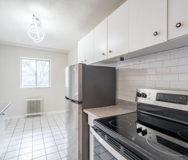 For Lease - 2433 First Street Unit# 9, Burlington, Ontario - Photo 4