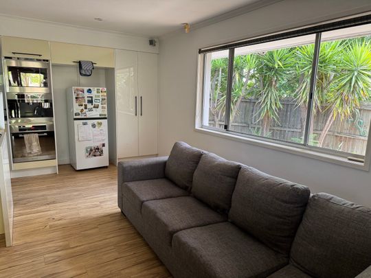 Seventeen Mile Rocks - Photo 1