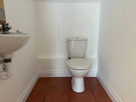 2 bedroom terraced house to rent - Photo 5