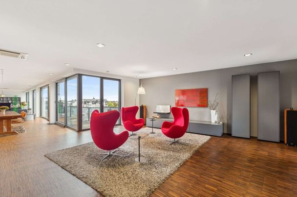 Großzügiges Wohnen am Aliceplatz – Exklusive 3‑Zimmer‑Wohnung mit Panoramaausblick - Foto 1