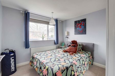 3 bed Semi-Detached House for Rent - Photo 4