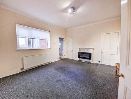 2 bed upper flat to rent in NE22 - Photo 3