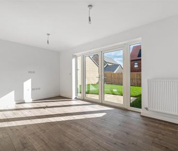 3 bedroom terraced house to rent - Photo 3