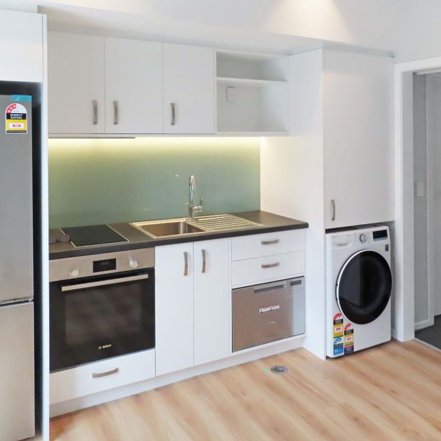 Central Hutt Vibes - Photo 1