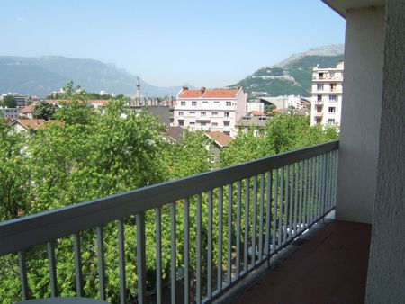 Location Appartement 2 pièces 36m² GRENOBLE 38000 - Photo 5