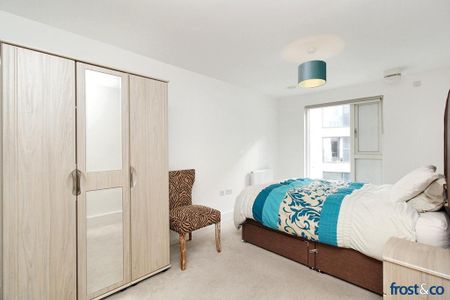 2 bedroom apartment to rent - Photo 5