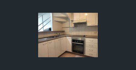 Highly Sought After New York Style Loft Apartment - Photo 2