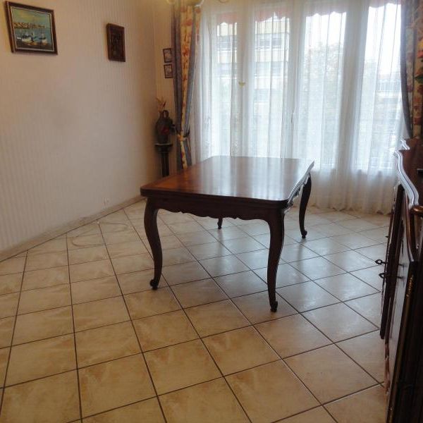 Location Appartement 3 pièces 69m² VILLEURBANNE 69100 - Photo 1