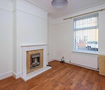 Catherine Street, Eccles, Manchester, M30 - Photo 3