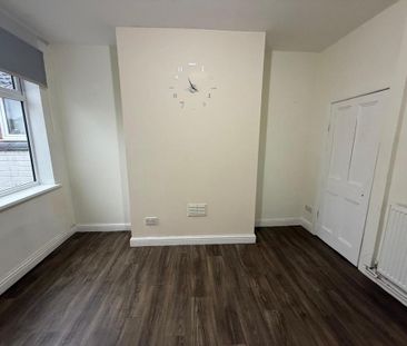 3 bedroom terraced house to rent - Photo 6
