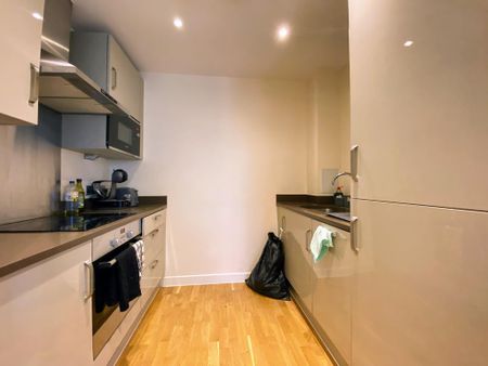 1 bedroom flat to rent - Photo 5