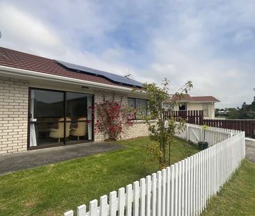 COMFORTABLE TWO BEDROOM UNIT - CLOSE TO HOSPITAL - Photo 4