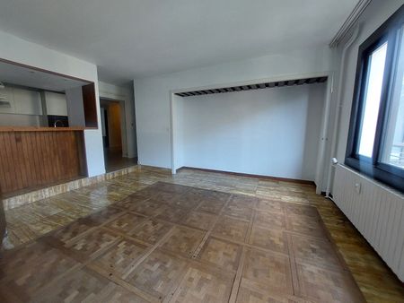 Location Appartement 3 pièces 83m² - Photo 4