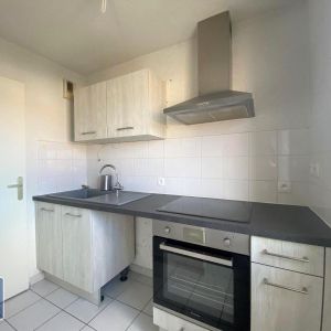 Location Appartement 3 pièces 56m² ALENCON 61000 - Photo 2