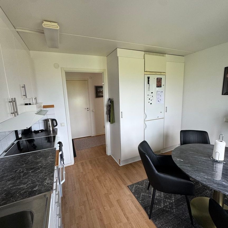 Borgbacken, Segeltorp - Foto 1