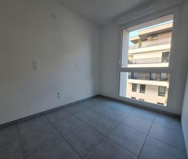 Location Appartement 1 pièce 31m² THONON LES BAINS 74200 - Photo 2