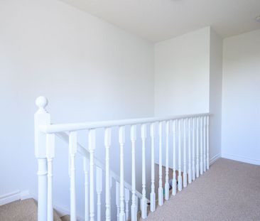 For Lease - 2030 Glenada Crescent, Oakville, Ontario - Photo 6