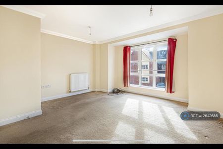 4 bedroom terraced house to rent - Photo 5