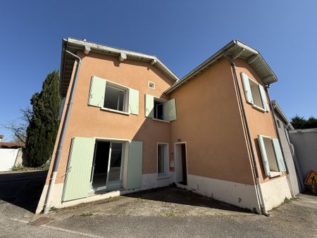 Maison de Village Communay (69360) Le bien en vidéo - Photo 3