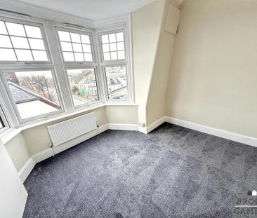 4 bedroom apartment to rent - Photo 4