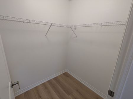 For Lease - 680 Atwater Avenue Unit# 1, Mississauga, Ontario - Photo 4