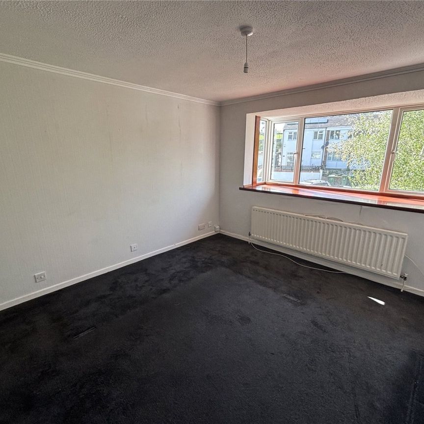 Silver Spring Close, DA8, Kent - Photo 1