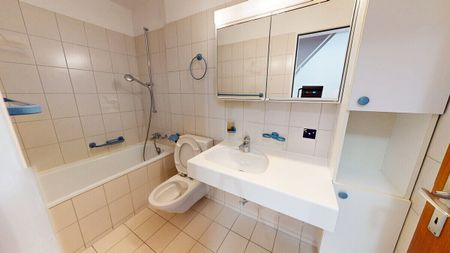 Newly renovated 4.5-room terraced house with garden in Kriegstetten – available now - Photo 4