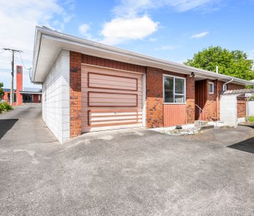 Two bedroom Home in New Lynn - Photo 5