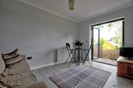 1 bedroom property to rent in High Wycombe - Photo 3