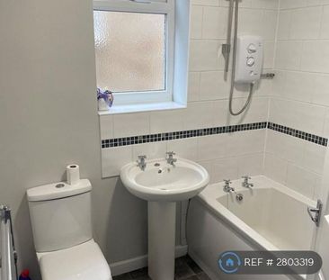 2 bedroom maisonette to rent - Photo 5