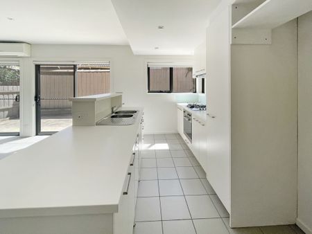 2/420 Sherrard Street, Black Hill - Photo 5