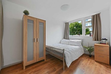 3 bedroom flat to rent - Photo 4