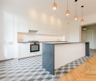 Przestronny i piękny apartament położony przy samych plantach - Фото 2