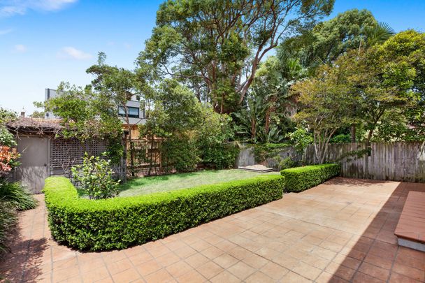Beautiful House in Backstreets of North Bondi - Photo 1