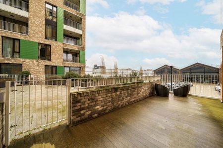 1 bedroom flat to rent - Photo 5