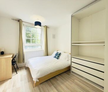 4 bedroom flat share to rent - Photo 1