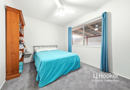 Family Home with Large Patio & Space for Boat, Caravan or Both! - Photo 5