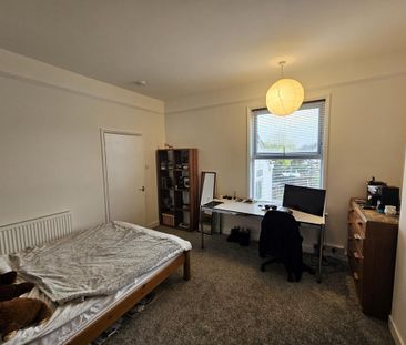 5 bedroom terraced house to rent - Photo 2