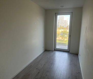 Nida Senffstraat 41, Sportheldenbuurt, 1095MX, Amsterdam - Photo 1