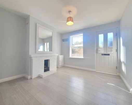 2 bedroom terraced house to rent - Photo 1