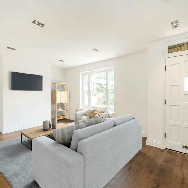 Avondale Park Gardens - Photo 1