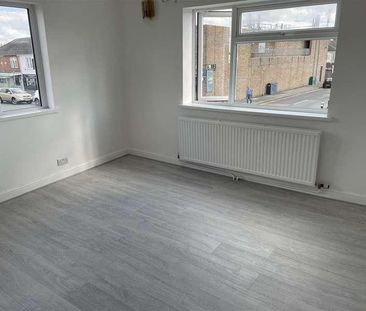 Moredon, Swindon, SN25 - Photo 2