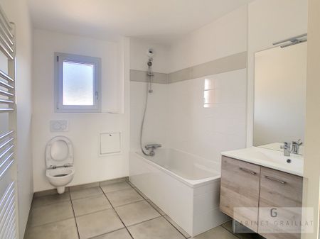 Location Appartement 3 pièces 72m² LA MOTTE SERVOLEX 73290 - Photo 4