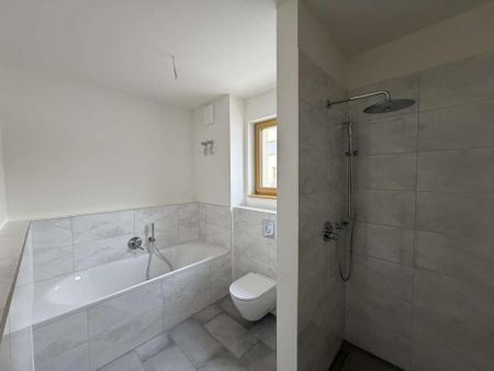 Barrierefreie 3-Zimmer-Wohnung mit Gartenanteil Inkl. Einbauküche am Cospudener See - Photo 4