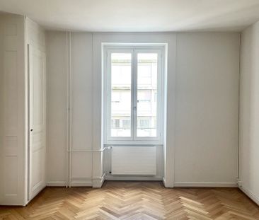 Coutance - Appartement avec cachet proche de la gare - Photo 5